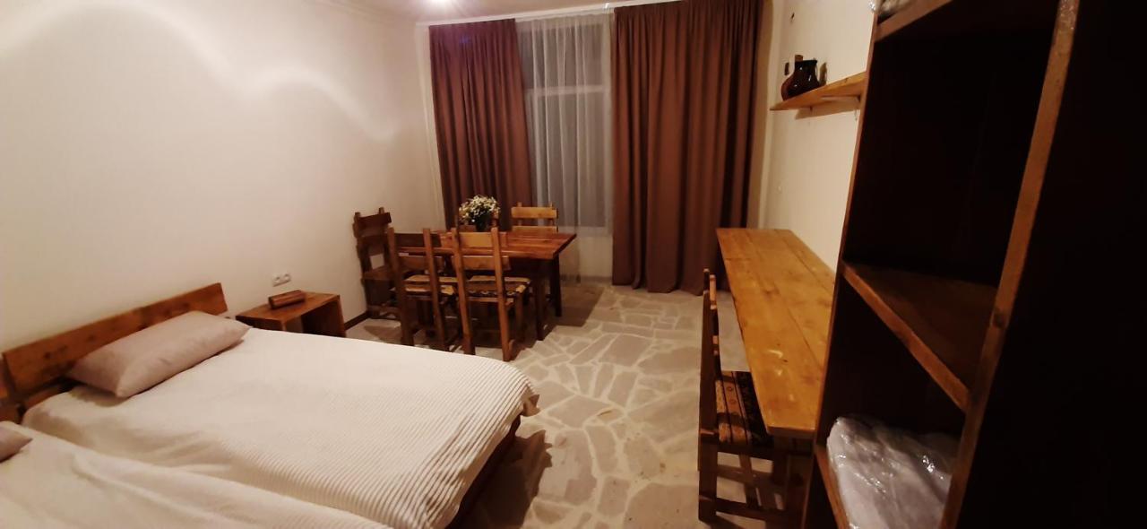 Bjnihouse, Guest House Экстерьер фото