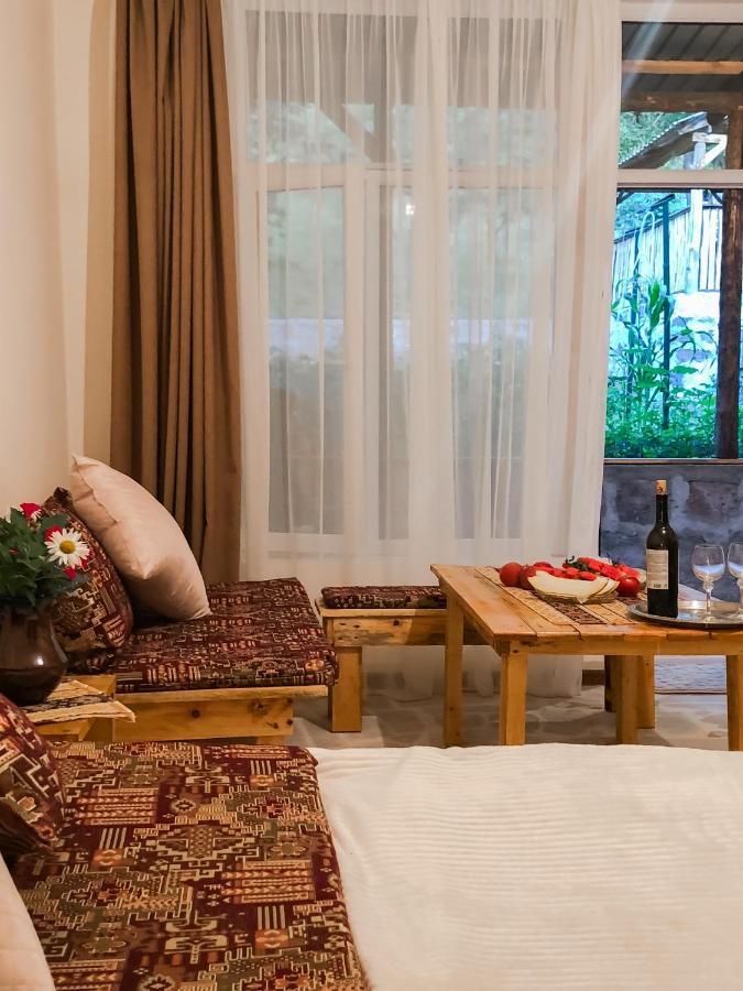 Bjnihouse, Guest House Экстерьер фото